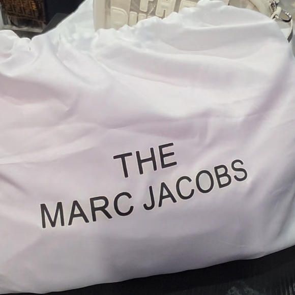 Marc Jacobs Pink Quilted Women's Bag - Picture 3 of 3